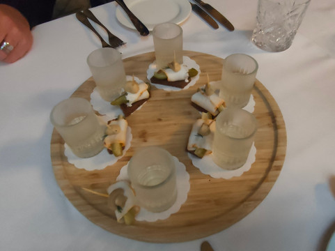 Restorāns Senās Tradīcijas