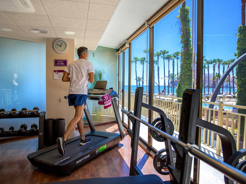 瑟维集团帕帕卢纳酒店主图