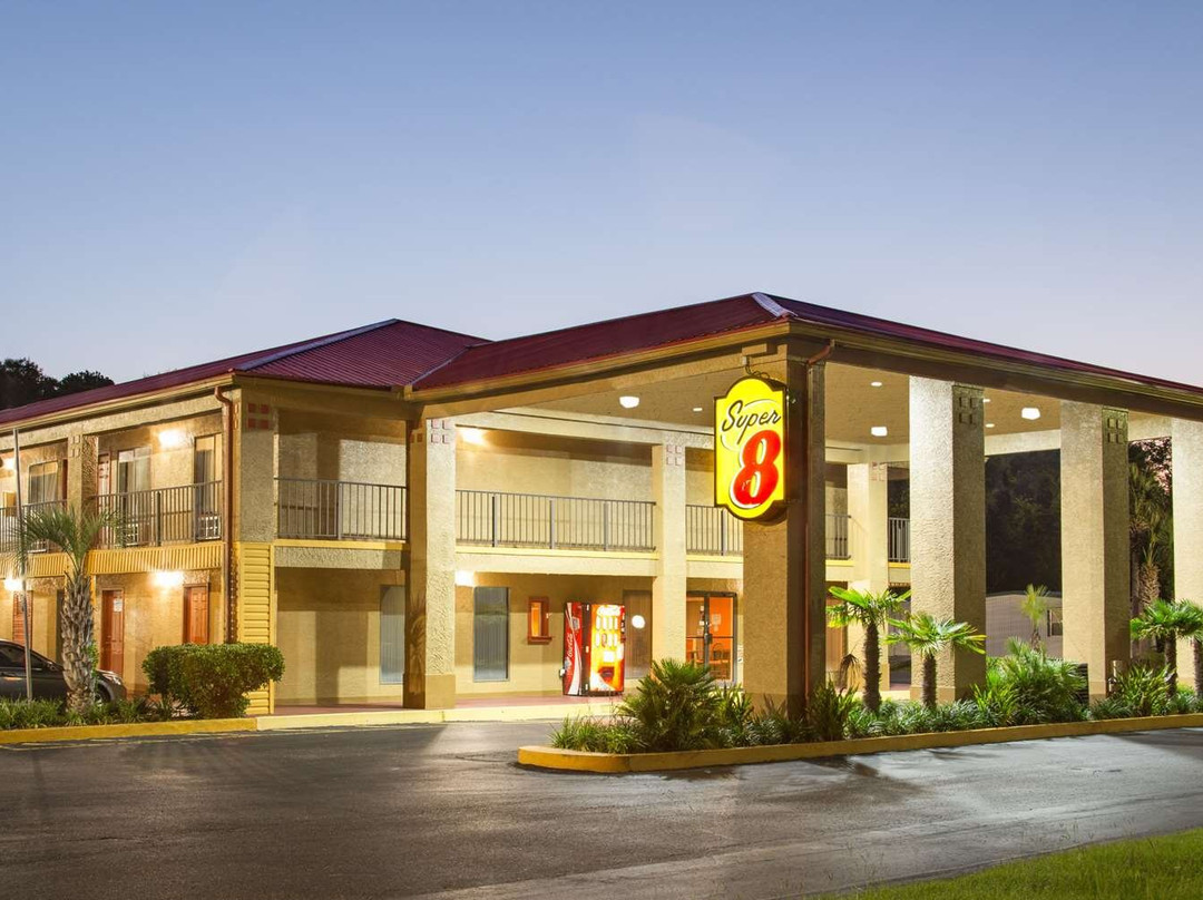 Westville酒店住宿-Super 8 by Wyndham Defuniak Springs