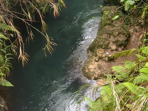 Mount Hope Waterfall-卢甘维尔必去景点