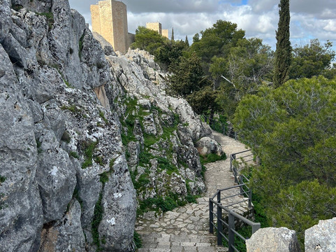 Castillo de Santa Catalina-哈恩必去景点