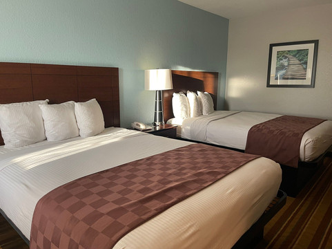 马歇尔敦岩石岛旅馆与套房