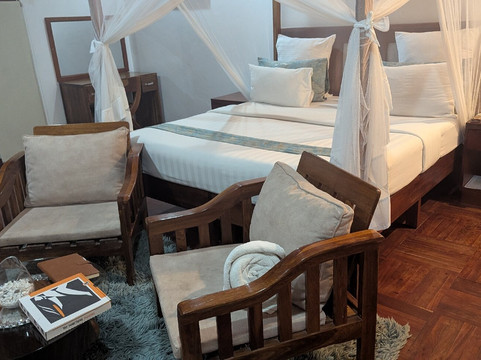 Njele Country Park主图