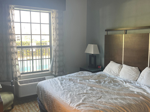 海牛贝斯特韦斯特优质酒店主图