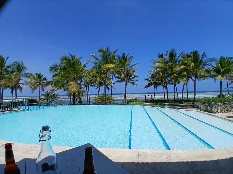 桑给巴尔美利亚酒店-泳池