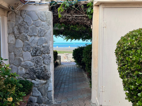 阿鲁巴岛海滩别墅酒店主图