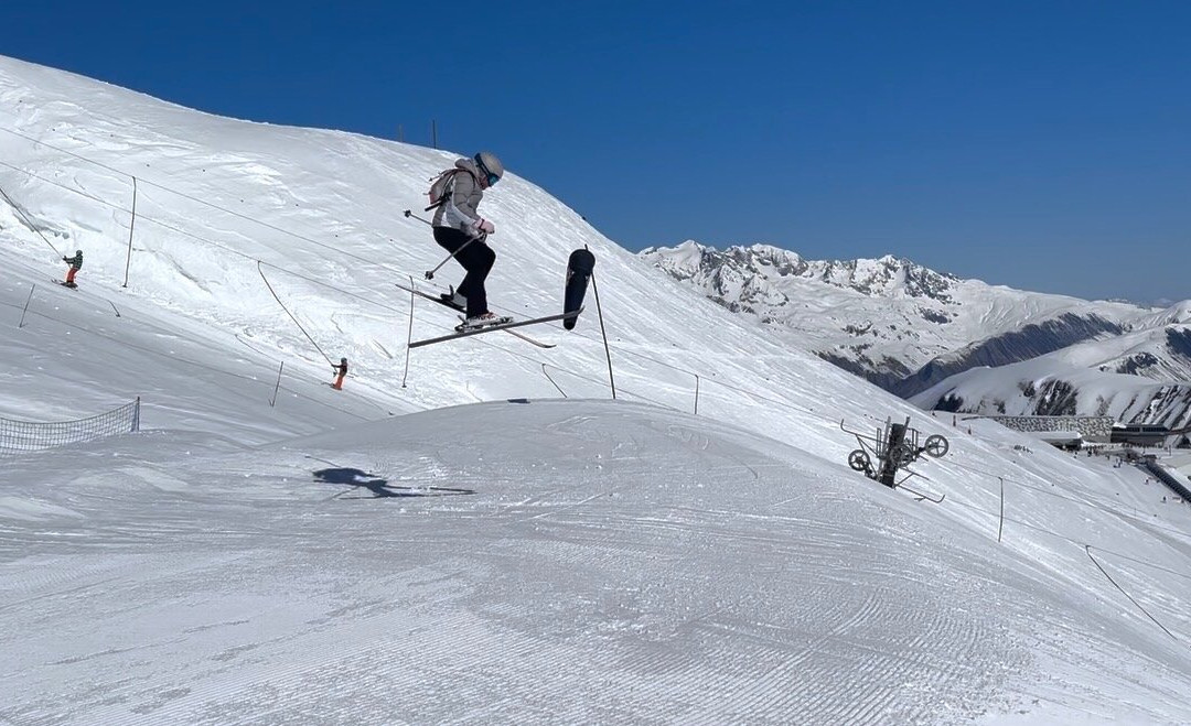 Proski Ski & Snowbaord school Les 2 Alpes-莱德萨阿尔卑斯必去景点