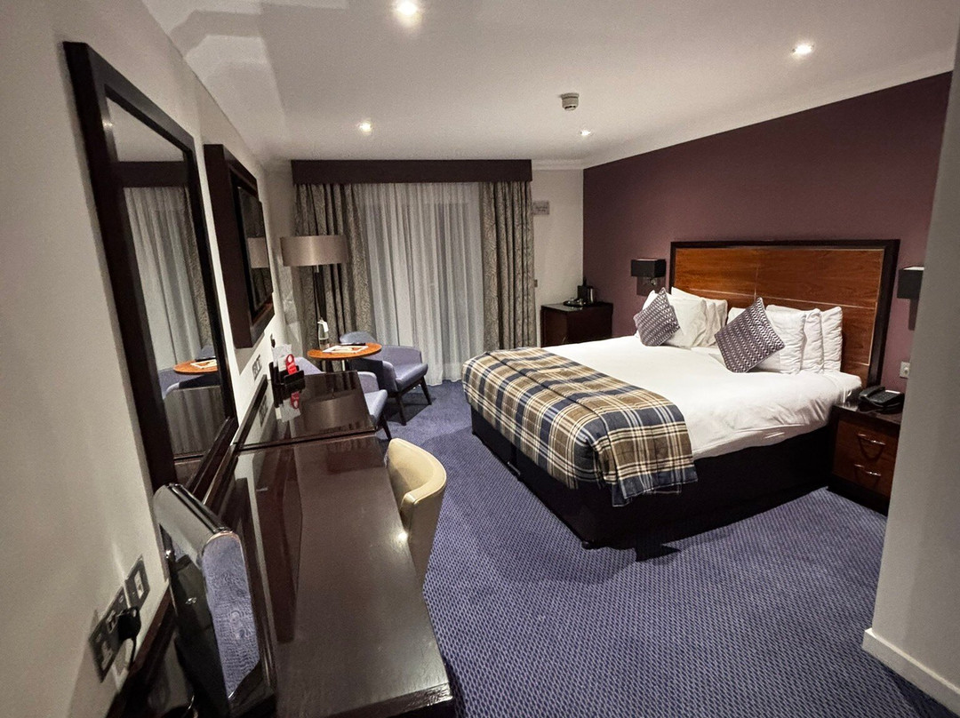 克里斯托弗·雷爵士水疗酒店主图