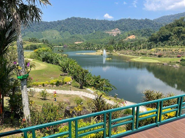 攀牙卡塔高尔夫度假村主图