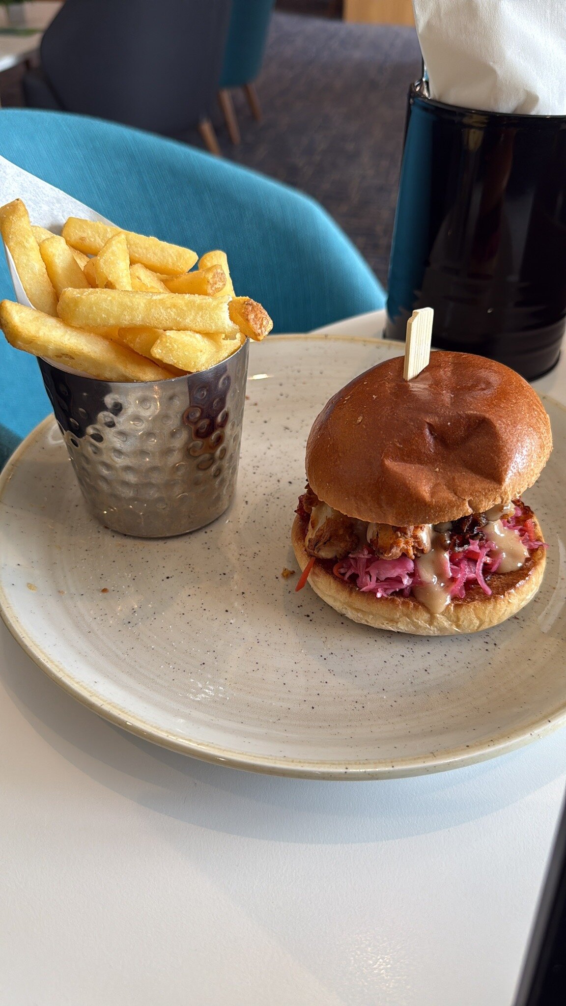 Holiday Inn 海维康M40，JCT。 4-旅行者