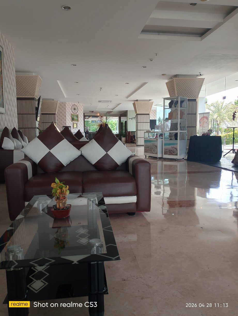 巴苏鲁安登高高级酒店-旅行者