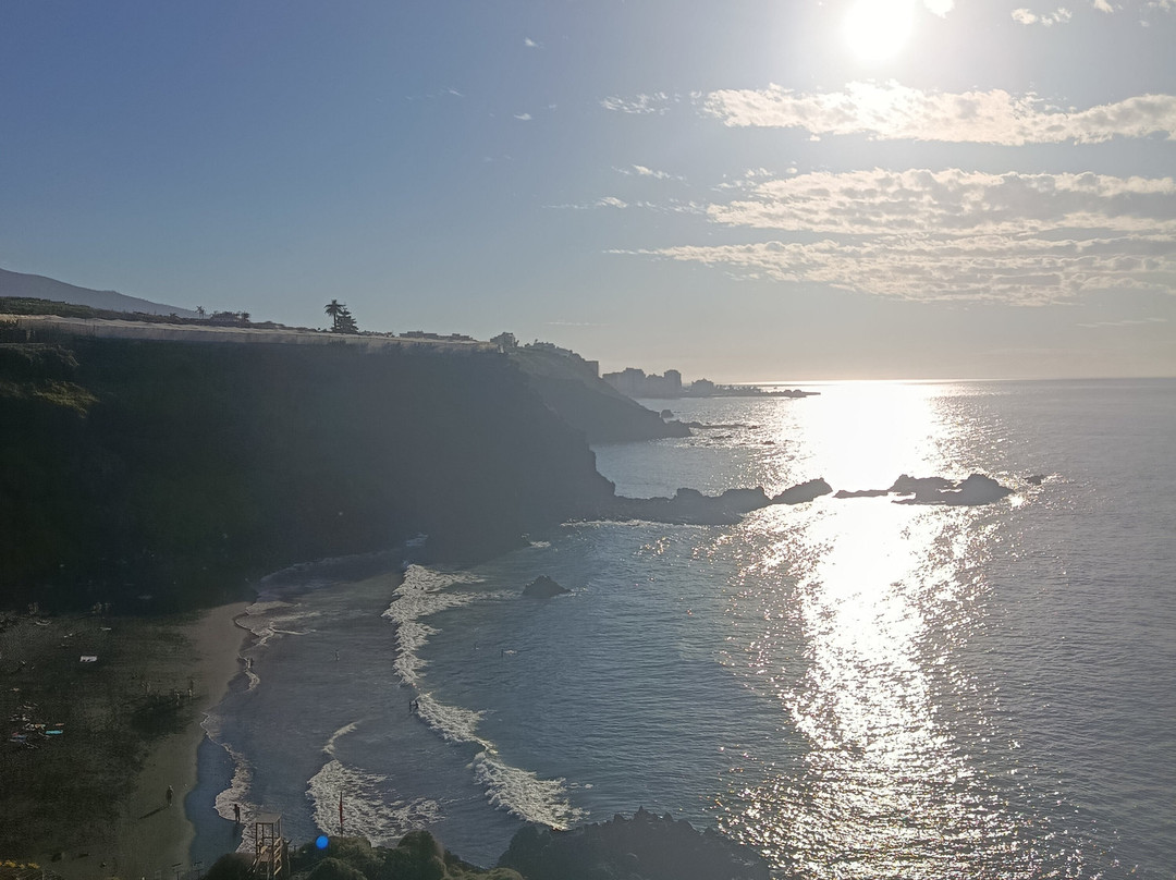 Playa El Bollullo-德拉克鲁兹索尔港必去景点
