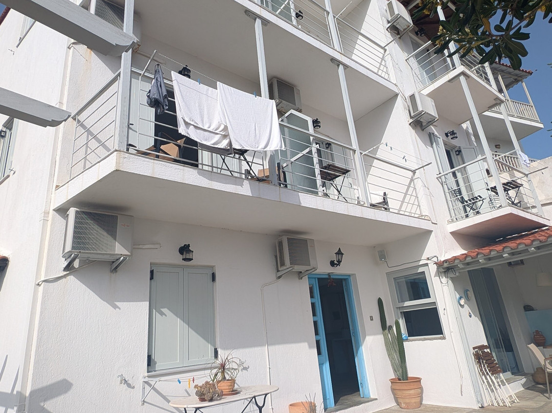 Booking Kottas的Thea家庭酒店主图