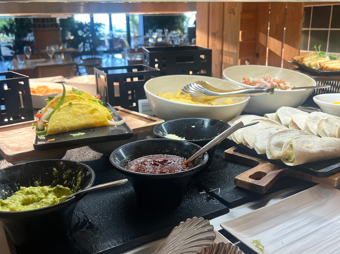 阿德耶海岸巴希亚普林西比阳光酒店 - 全包主图