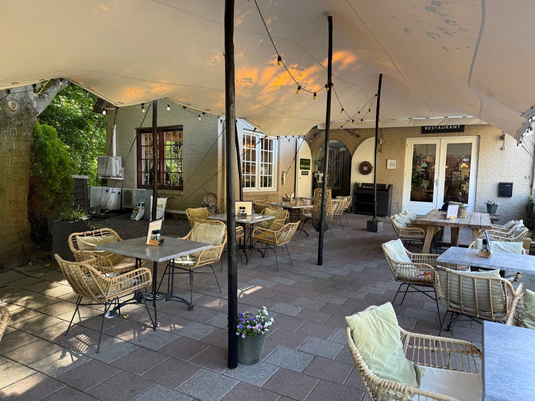 4 季酒店餐厅-旅行者
