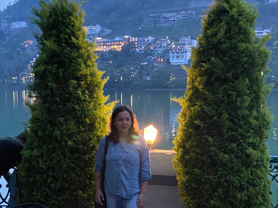 Aquarium Island Cafe Bhimtal-Bhimtal必去景点