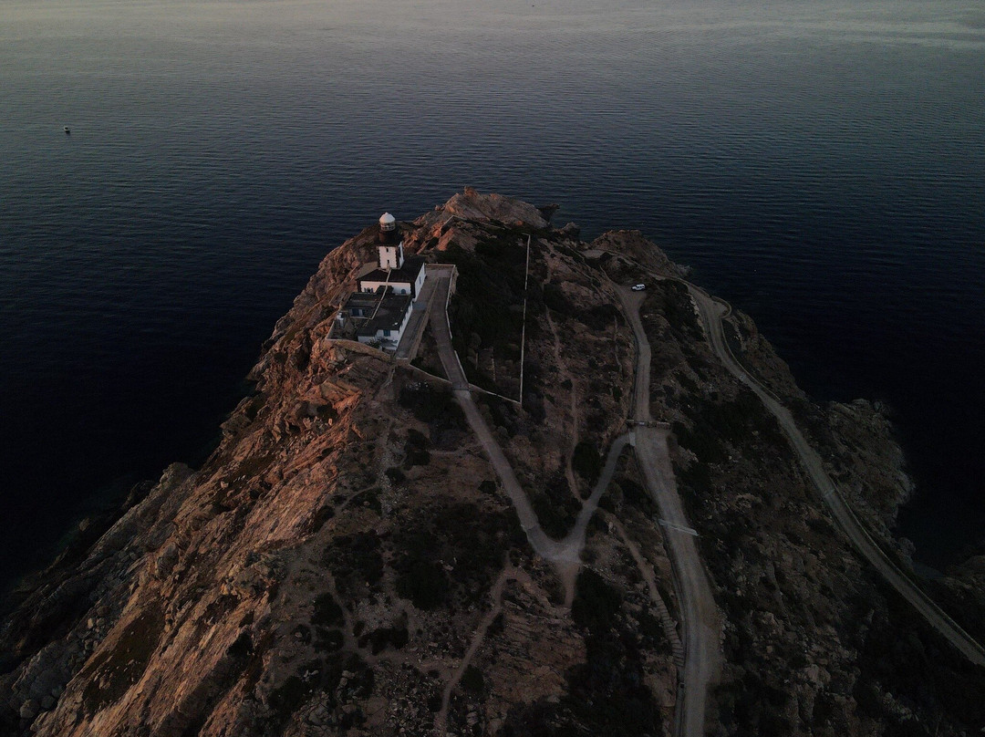 Pointe De La Revellata-卡尔维必去景点