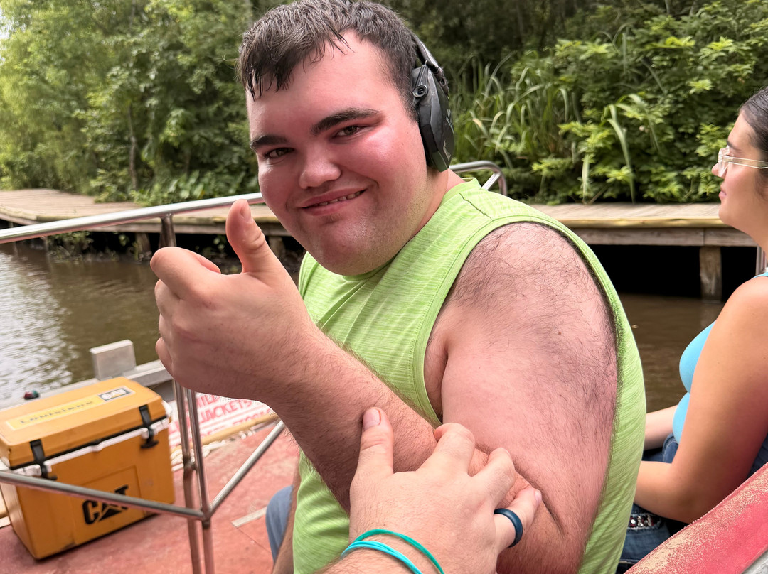 Ragin Cajun Airboat Tours-新奥尔良必去景点