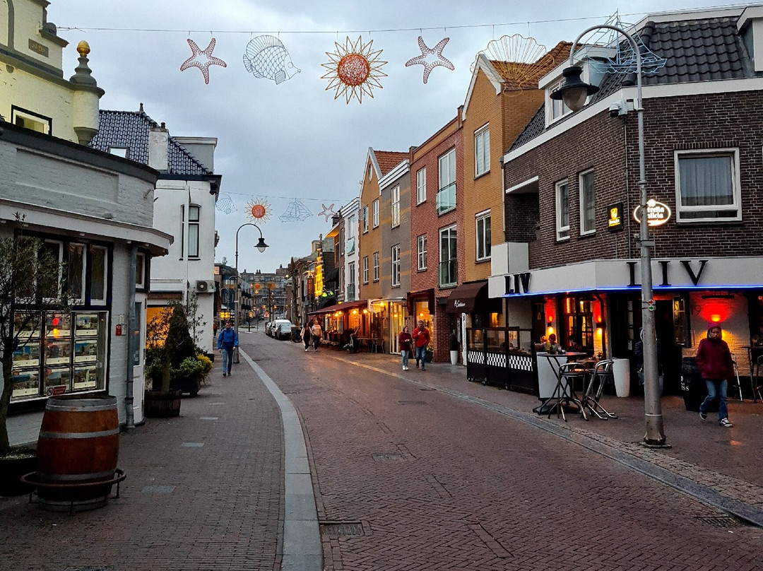 Zandvoort Aan Zee-赞德沃特必去景点