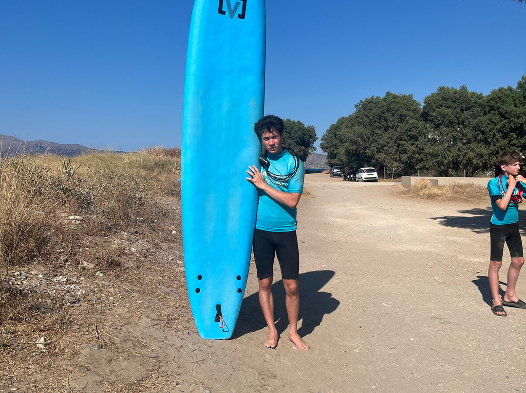 Kalo Surf - Surf School-基萨莫斯必去景点