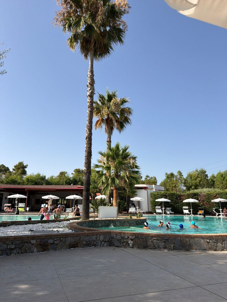 Holiday Beach Family Village-旅行者
