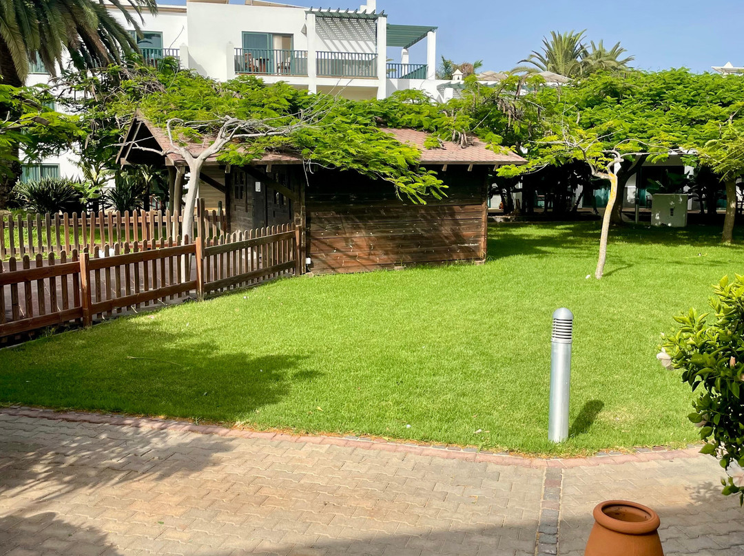 科拉莱霍拉麦里斯迈酒店主图