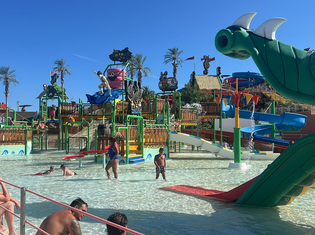 Slide & Splash - Parque Aquatico - Water Slide Park-拉戈阿必去景点