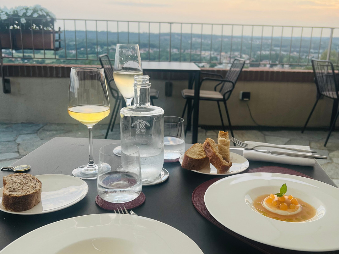 特努塔阿努恩泽雅塔酒店 - 自然之家主图