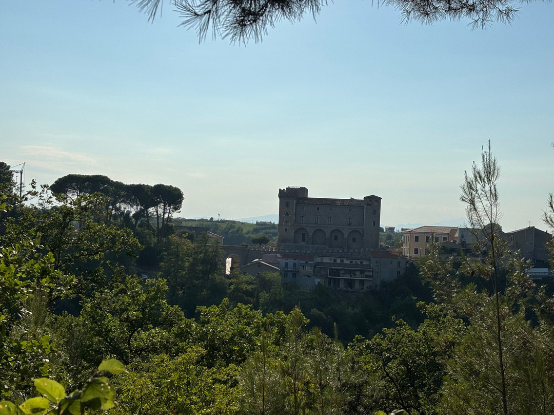 Borgo Baccile by Vini Fantini