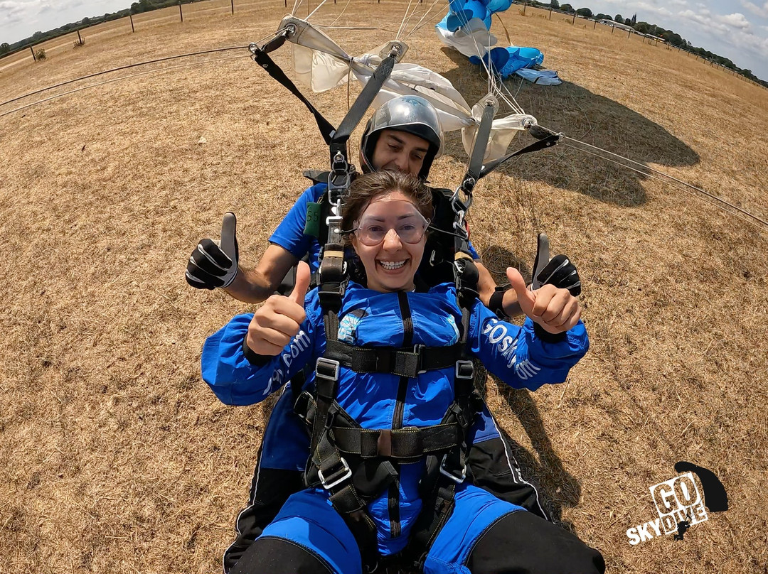 GoSkydive-索尔兹伯里必去景点