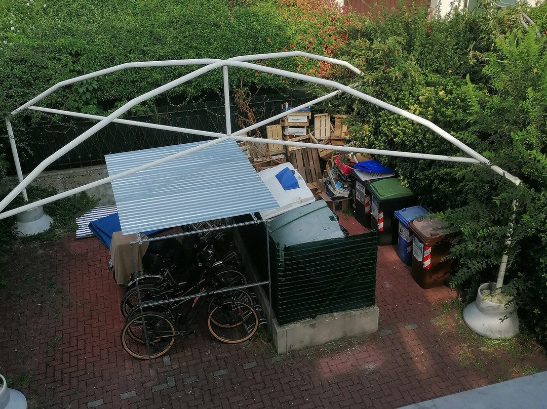 加尔达宫殿水疗酒店主图