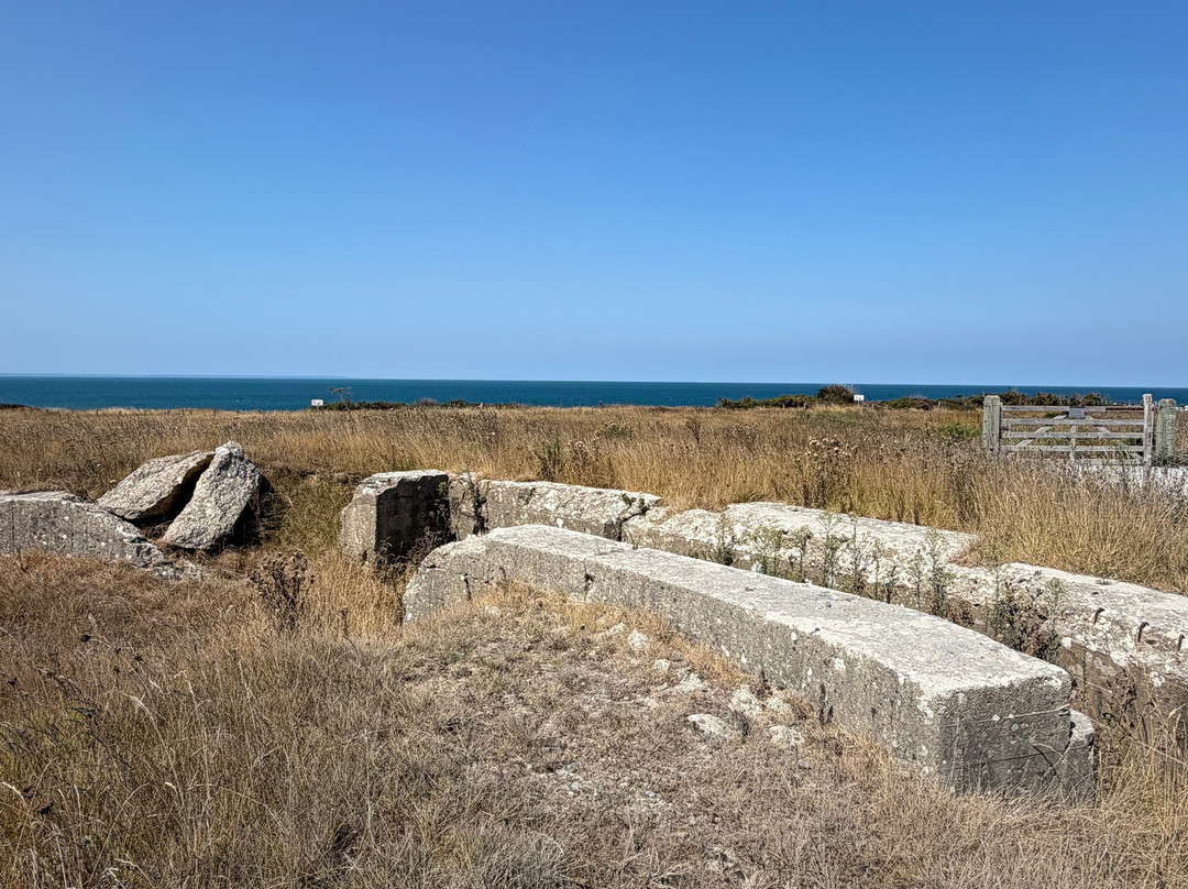 Pointe du Hoc-Cricqueville-en-Bessin必去景点