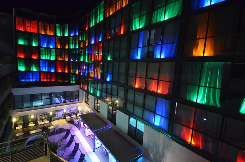 Holiday Inn 第戎