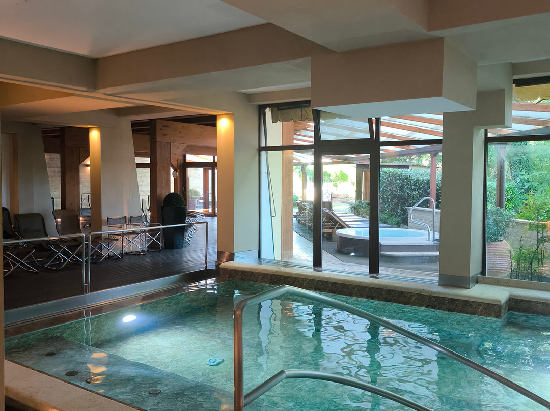 2 Mari Hotel & Benessere Aqvadei主图