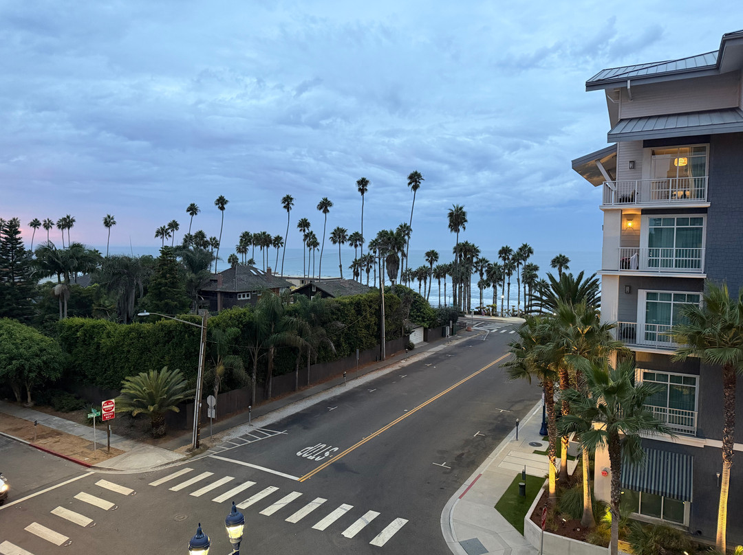Marriott Oceanside Beach的SpringHill套房主图