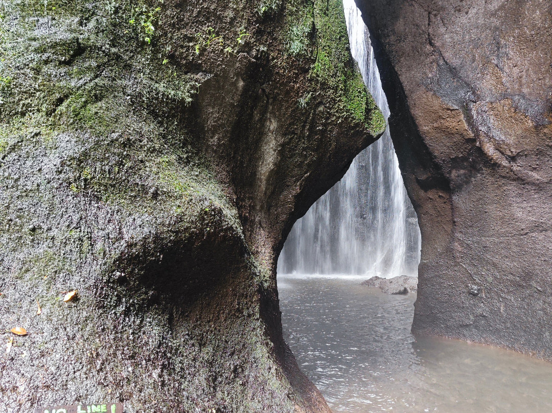 Tukad Cepung Waterfall-Tembuku必去景点