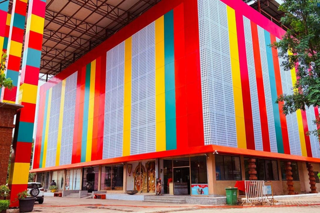 Hotel Sai Palkhi Niwara