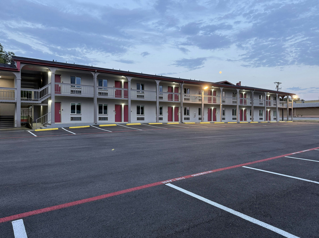 Bells酒店住宿-Red Roof Inn Sherman