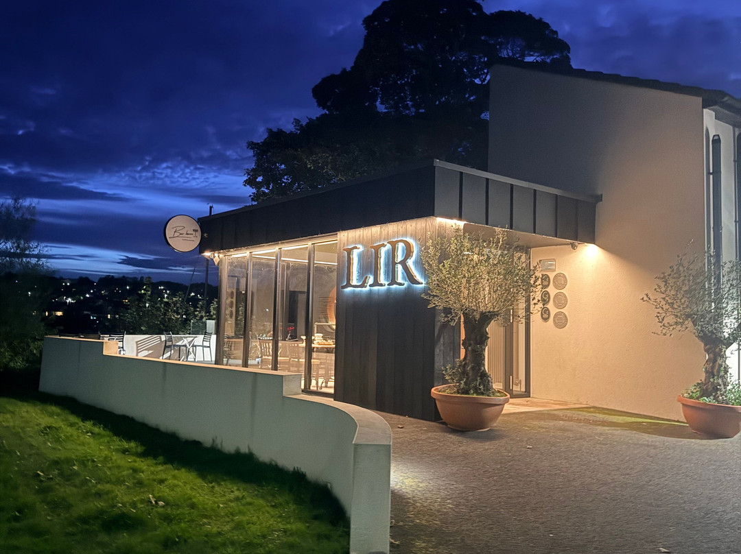 Lir Seafood