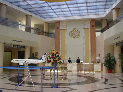 丹顶鹤大酒店主图