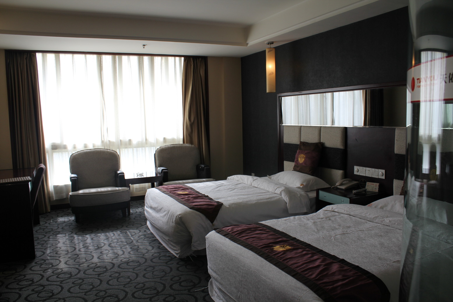 天吉国际酒店（西安土门地铁站金光门地铁站店）-客卧