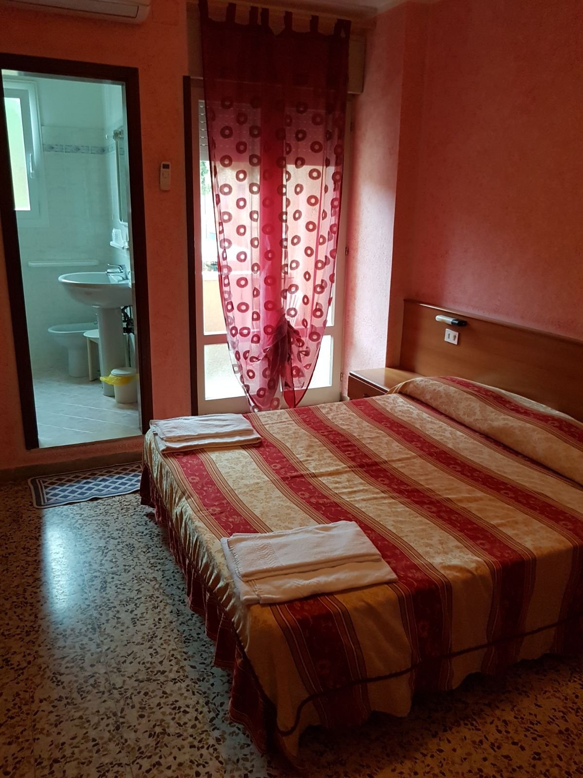 Albergo Cinzia-官方