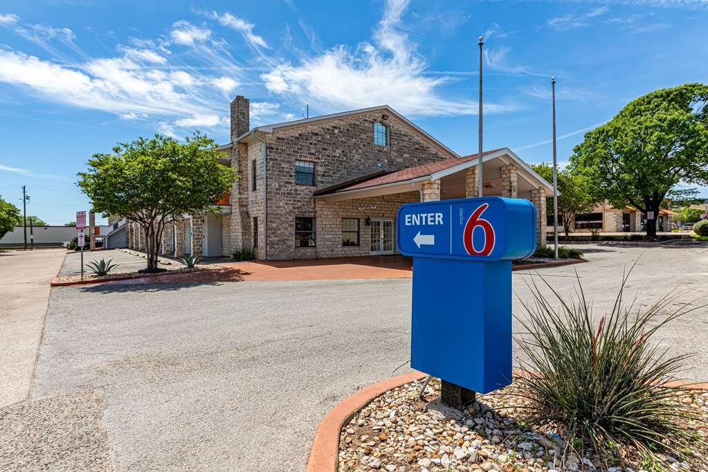 Motel 6 Georgetown, TX主图