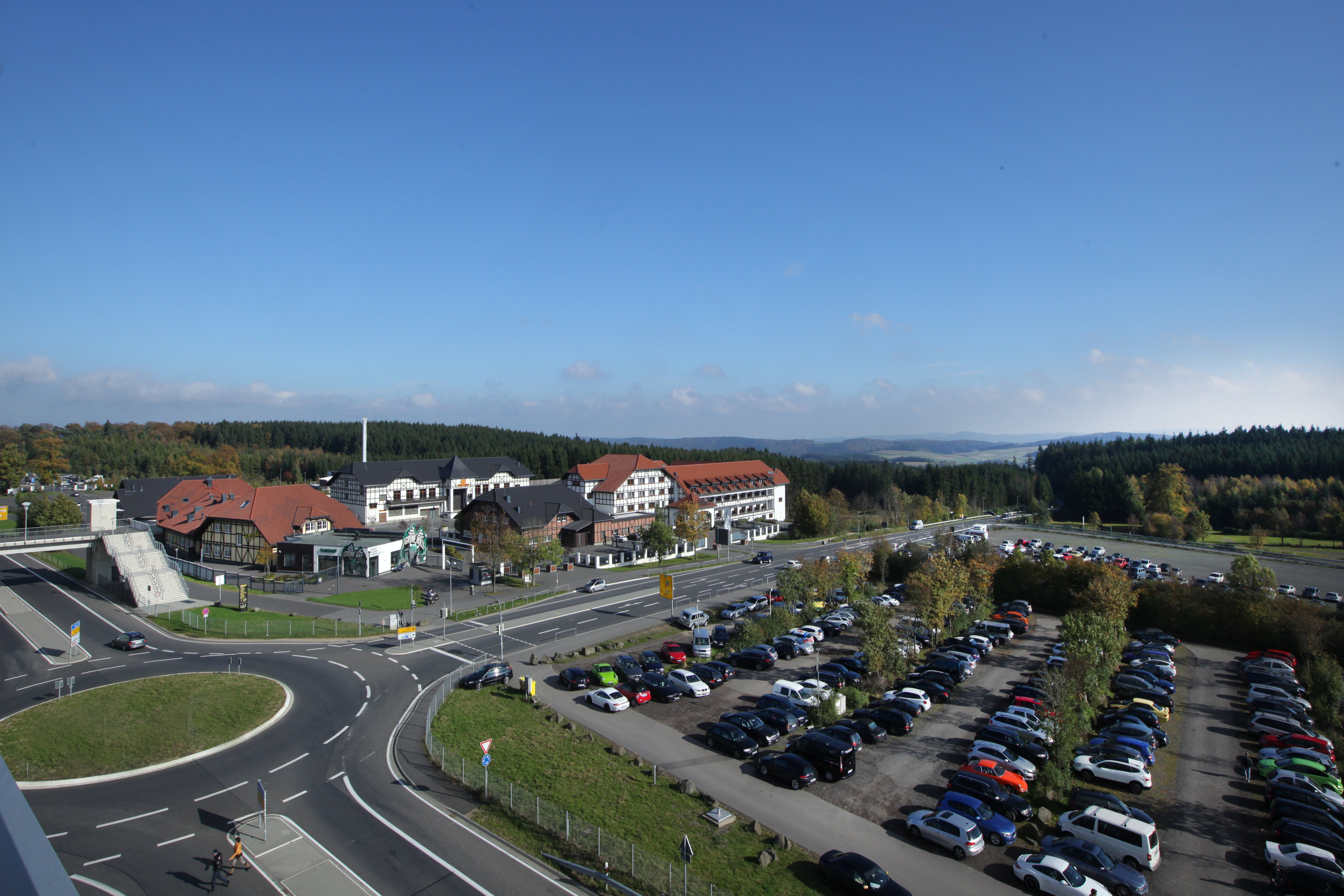 Lindner Hotel Nürburgring Motorsport-官方