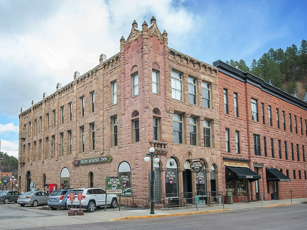 Historic Iron Horse Inn Deadwood