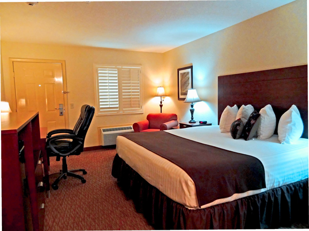 Southern Inn and Suites Kenedy