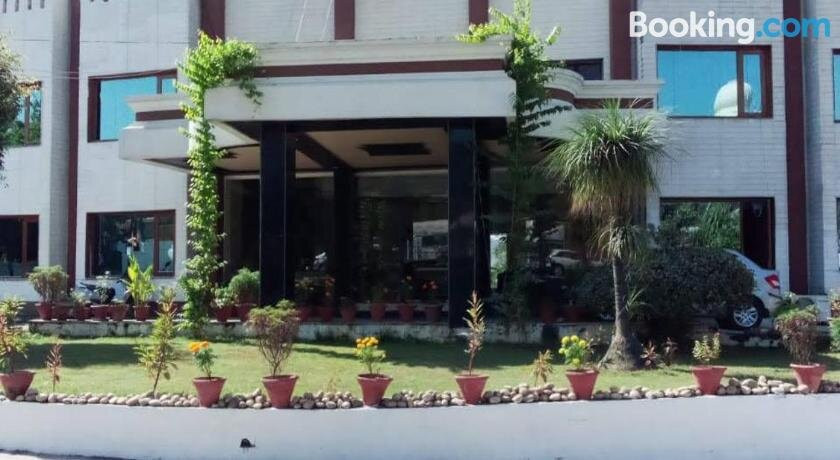 Hotel Grand Chinaar by Ramagya