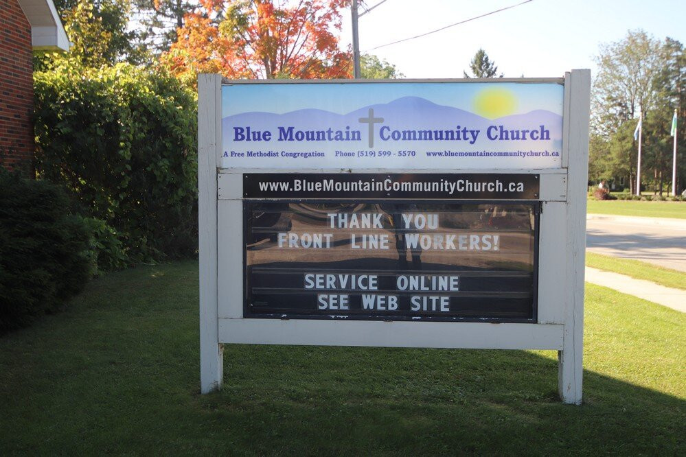 Blue Mountain Community Church景点图片