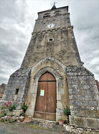 Eglise Paroissiale Saint-Pierre-Pouligny-Saint-Pierre必去景点