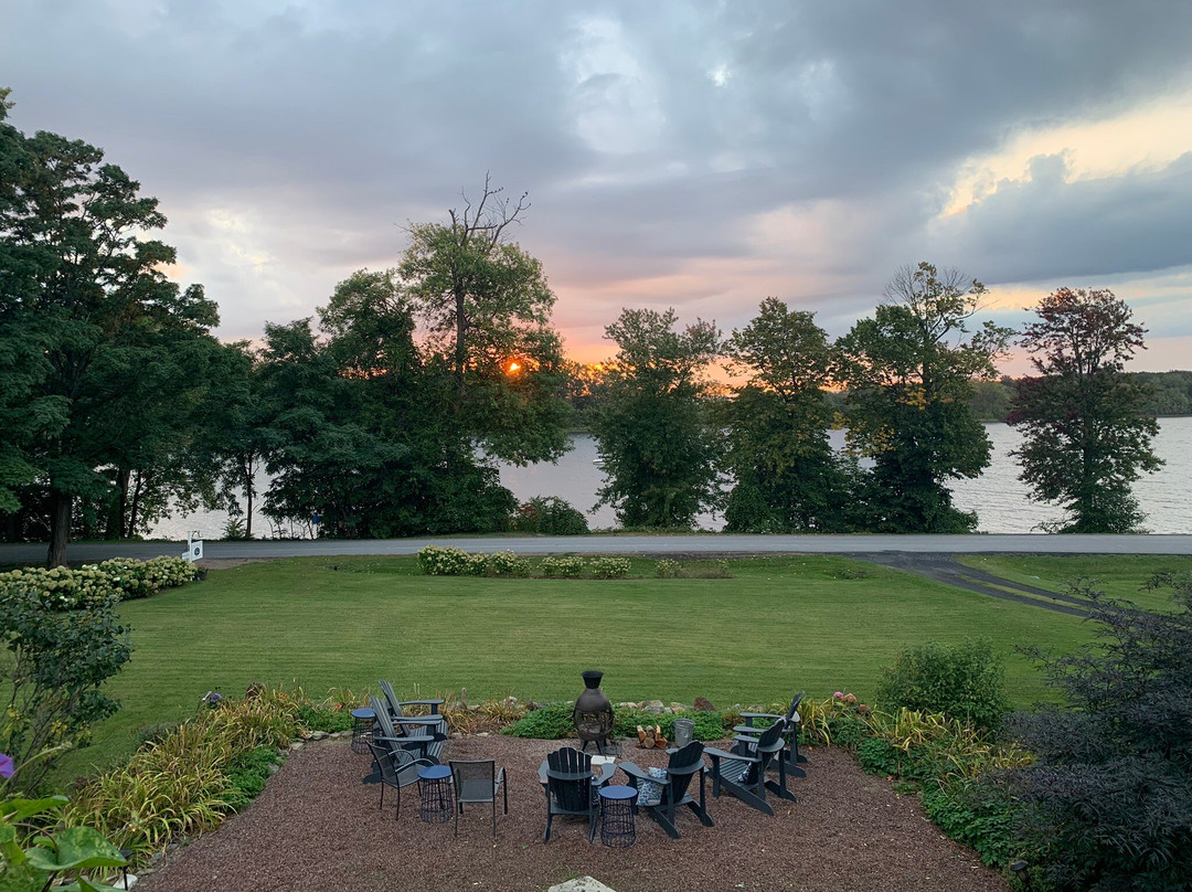 Hibbard Bay Bed and Breakfast